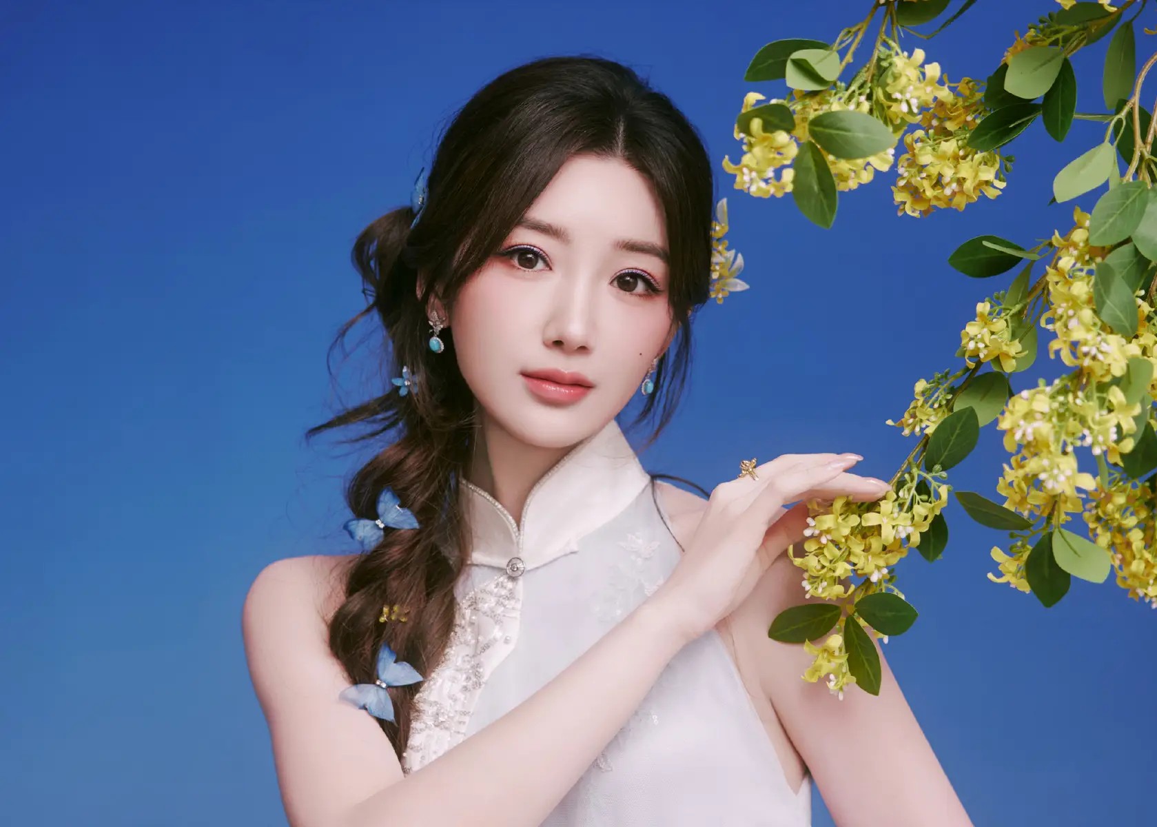 “老娘”与海与氯水泳池